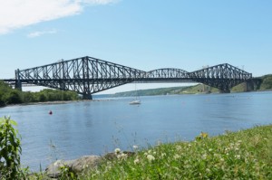 Pont_de_Québec,_vue_est